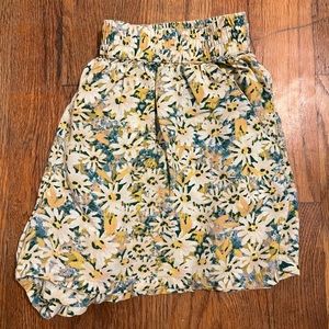 Women’s floral flowy shorts